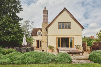 The exterior of Apple Tree Cottage, Cotswolds