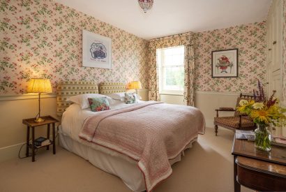 A king size bedroom at Lady Emily's Flat, Yorkshire Dales