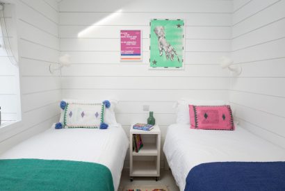 Twin bedroom at The Shack, Cornwall