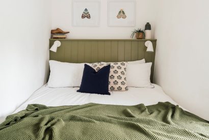 A king size bedroom at Sweet Pea Cottage, Litton, Peak District