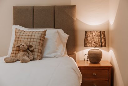 A twin bedroom at Denman, Shropshire 