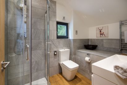 The studio shower room at Lomond House, Loch Lomond