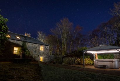 The hot tub at Lomond House, Loch Lomond