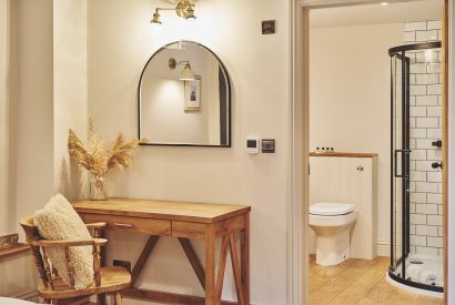 The bedroom with ensuite at The Barnhouse, Hampshire