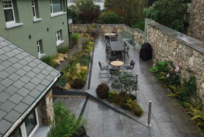 The outdoor space at Potter's Cottage, Roundstone, Galway