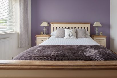 A bedroom at Ty Llewelyn, Llyn Peninsula