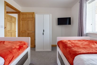 A bedroom at Ty Llewelyn, Llyn Peninsula