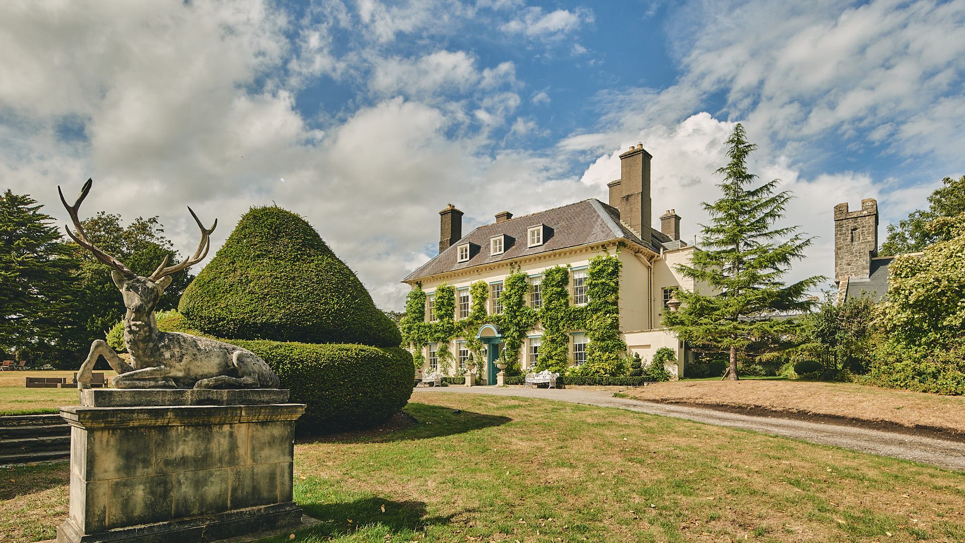 Queen Anne Manor, Vale of Glamorgan