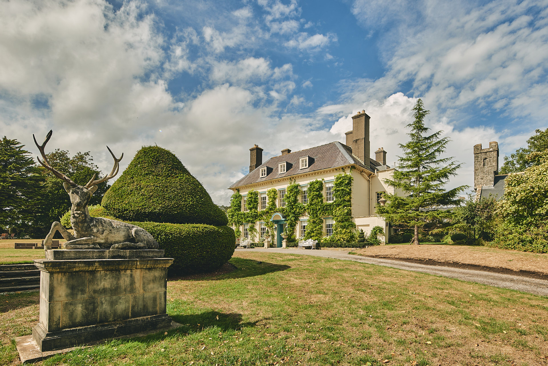 Queen Anne Manor, Vale of Glamorgan