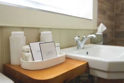 A bathroom at The Georgian Cottage, Dorset