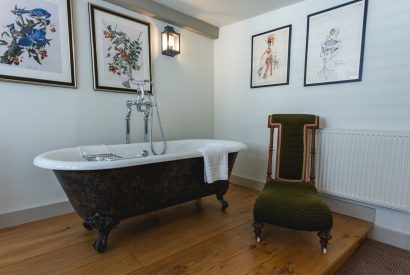 A bathroom at The Georgian Cottage, Dorset