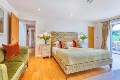 An double bedroom at Serenity Retreat, Devon