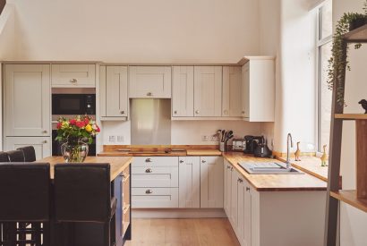 The kitchen at Plum Cottage, Lake District