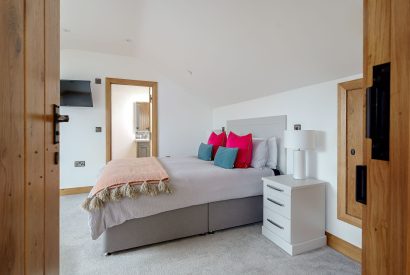 A bedroom at Ty Alwyn, Llyn Peninsula