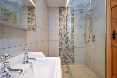 A bathroom at Ty Alwyn, Llyn Peninsula