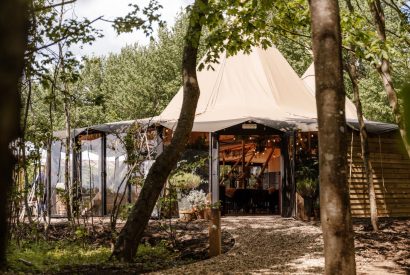 Outdoor space at Alder Grand Suite, Cotswolds