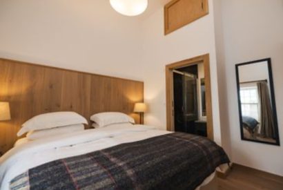 Super king size bedroom at Weaver's Cottage, Roundstone, Galway