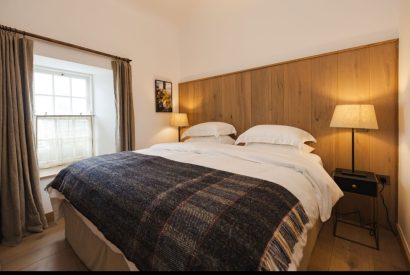 Super king size bedroom at Weaver's Cottage, Roundstone, Galway