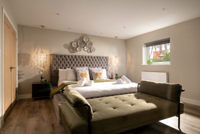 Super king size bedroom at Sunset Retreat, Kent