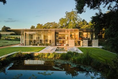 The exterior of Edgewater House, Hampshire