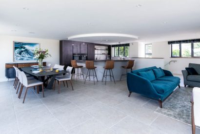 The living area at Skippers Retreat, Hamble