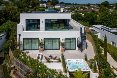 The exterior of Skippers Retreat, Hamble