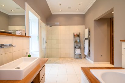 The en-suite bathroom at Quarter House, Scottish Borders