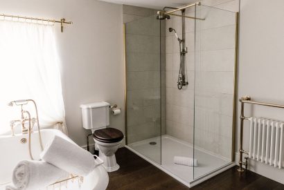 A bathroom at The Farmstay, Hampshire