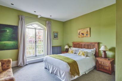 A double bedroom at Roupel Hall, Devon