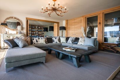 A sitting room at Lake View Lodge, Lake District