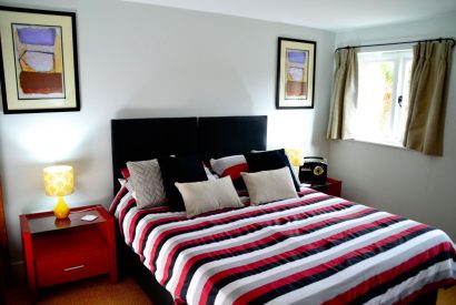 A bedroom at Wood Cottage, Worcestershire