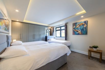 A bedroom at Shepherd's Lodge, Somerset