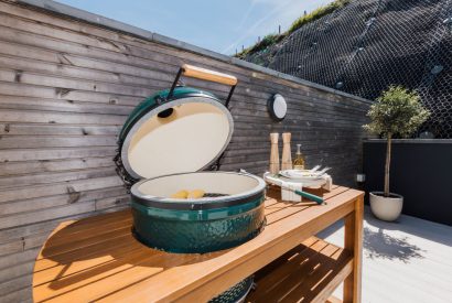 The Big Green Egg BBQ at Aurora Skies, Cornwall