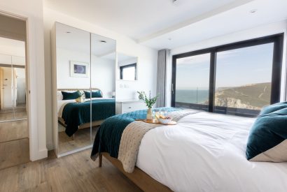 A king sized bedroom at Aurora Skies, Cornwall