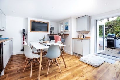The dining kitchen at Wavecrest, Cornwall