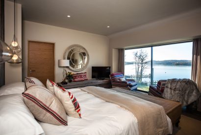 A king sized bedroom at Lake View Lodge, Lake District