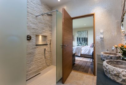 An en-suite shower room at Lake View Lodge, Lake District