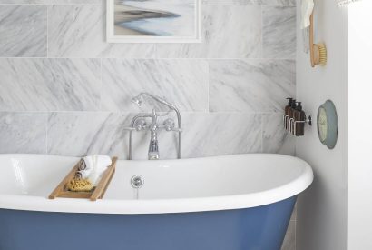 A roll top bath at The Beach House, Devon