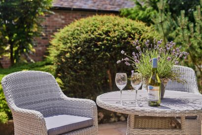 The garden at The Couple's Retreat, Peak District