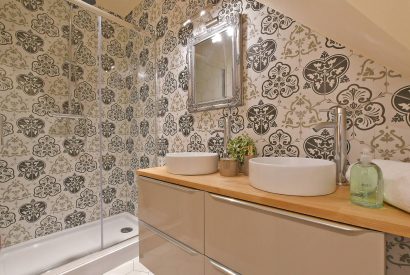 A bathroom at Horseshoe House, Peak District