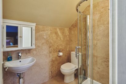 The shower at Green Pastures Cottage, Peak District
