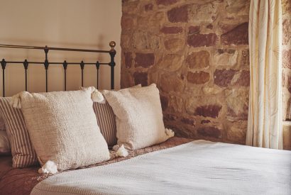 A double bedroom at Woodpecker Loft, Peak District