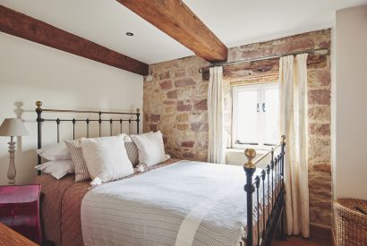 A double bedroom at Woodpecker Loft, Peak District