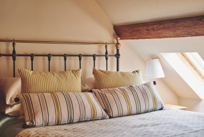 A double bedroom at Woodpecker Loft, Peak District