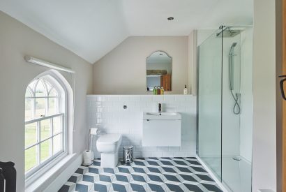 A bathroom at Heron House, Peak District