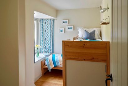 A bedroom at Dartington Cottage, Devon