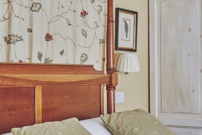 A double bedroom at Tennyson House, Cotswolds