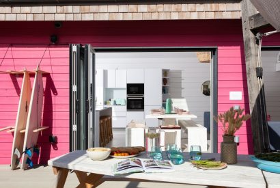 The outdoor dining area at Duna, Cornwall