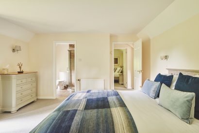 A bedroom at The Round, Devon