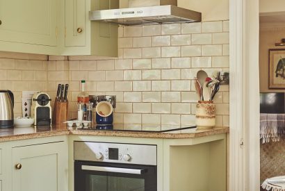 The kitchen at Donne Cottage, Cotswolds